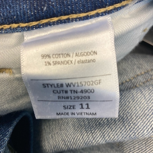 FASHION NOVA Sz 11 High Rise Boyfriend Jeans Mid-Wash NWT - Picture 8 of 9